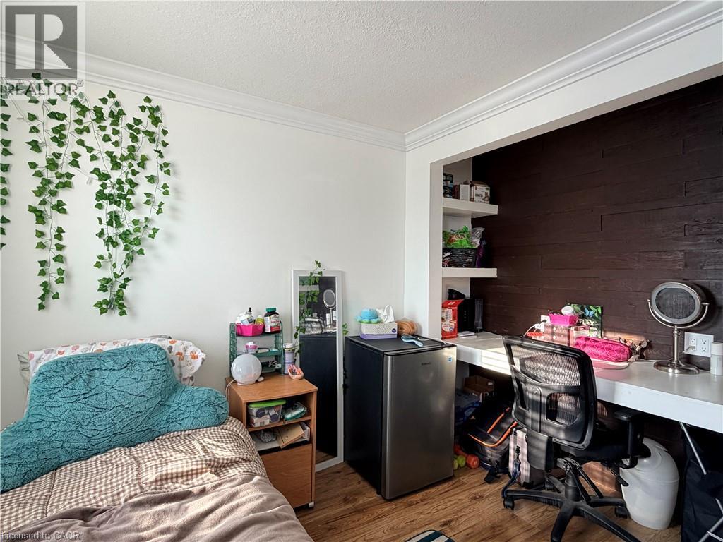 684 Jacob Lane, Waterloo, Ontario  N2V 2G9 - Photo 21 - 40804738