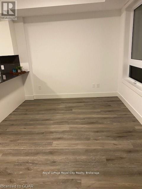 503 - 26 Lowes Road, Guelph, Ontario  N1G 4X2 - Photo 6 - X12790868