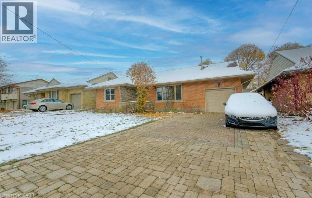 248 Dumfries Avenue, Kitchener, Ontario  N2H 2E8 - Photo 2 - 40805368