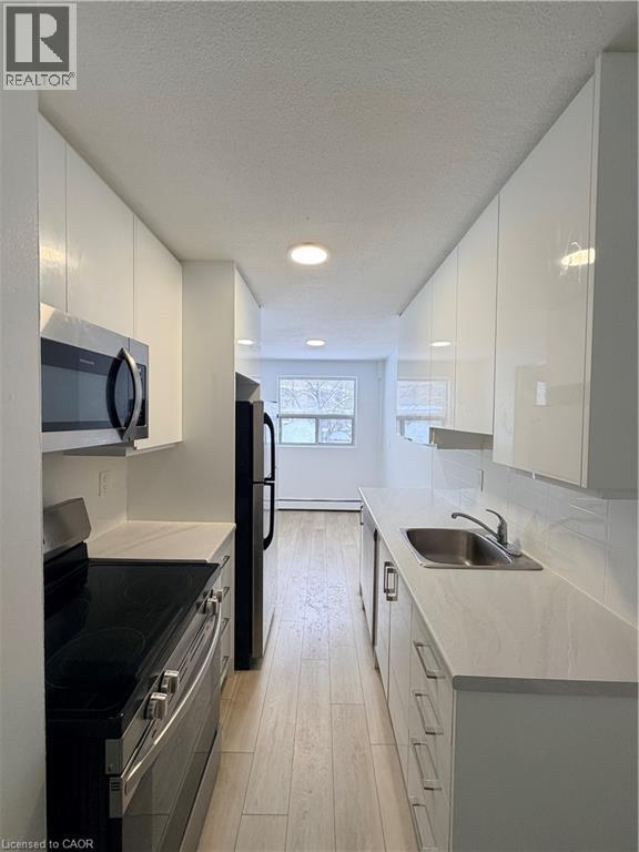 15 Kappele Circle Unit# 8, Stratford, Ontario  N5A 5M1 - Photo 3 - 40805403