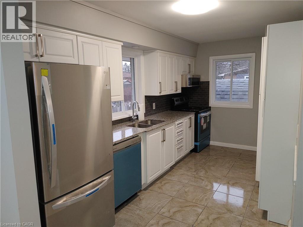 8 Noel Crescent Unit# A, Kitchener, Ontario  N2A 1Z8 - Photo 5 - 40805422