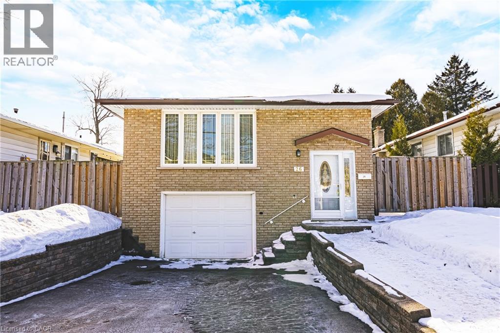 26 QUAKER Crescent, Hamilton, Ontario