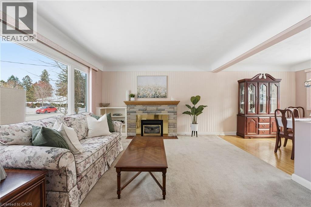 42 Gilbert Avenue, Ancaster, Ontario  L9G 1R4 - Photo 5 - 40804090