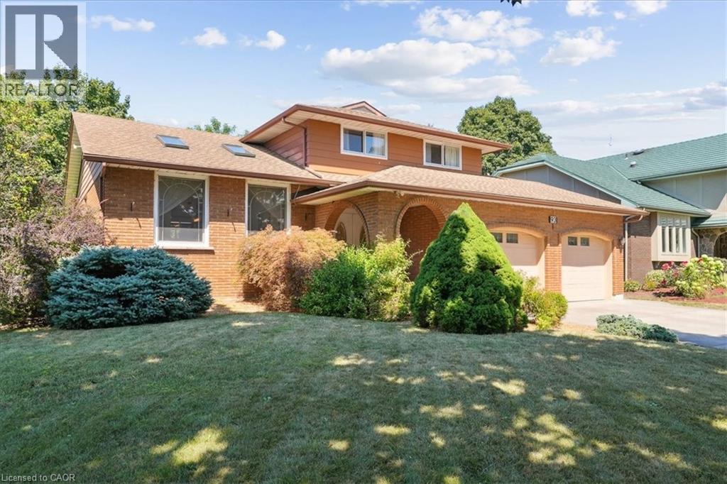 93 Westgate Park Drive, St. Catharines, Ontario  L2N 5X1 - Photo 2 - 40805474