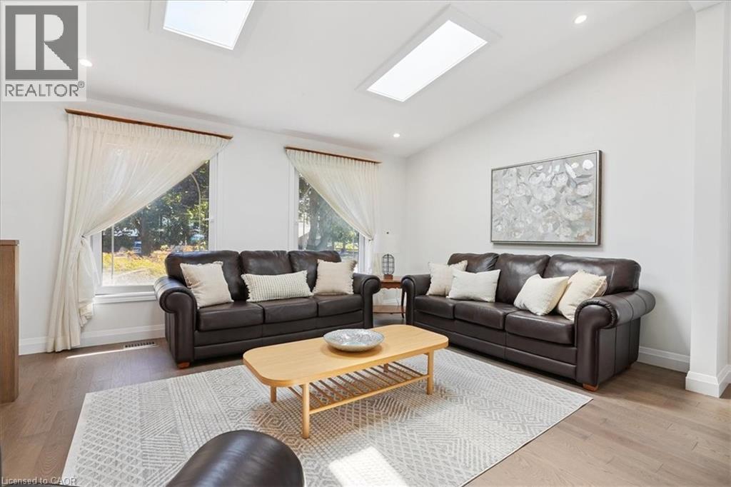 93 Westgate Park Drive, St. Catharines, Ontario  L2N 5X1 - Photo 7 - 40805474