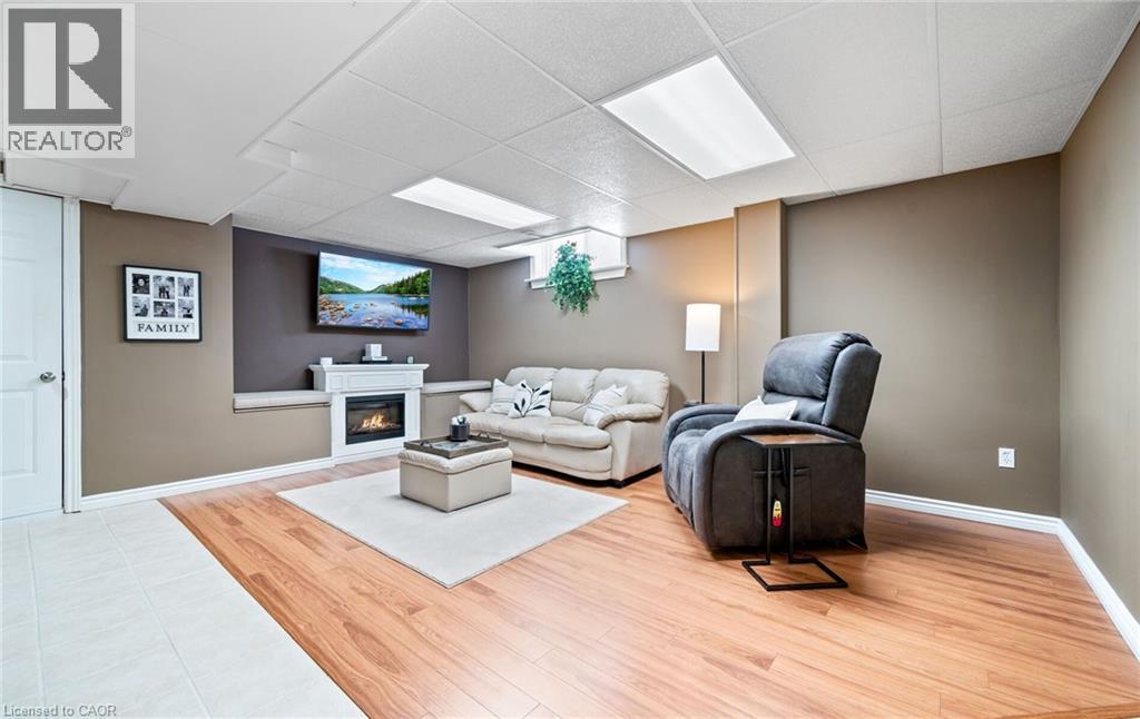 39 Colonial Crescent, Grimsby, Ontario  L3M 5H3 - Photo 29 - 40805467