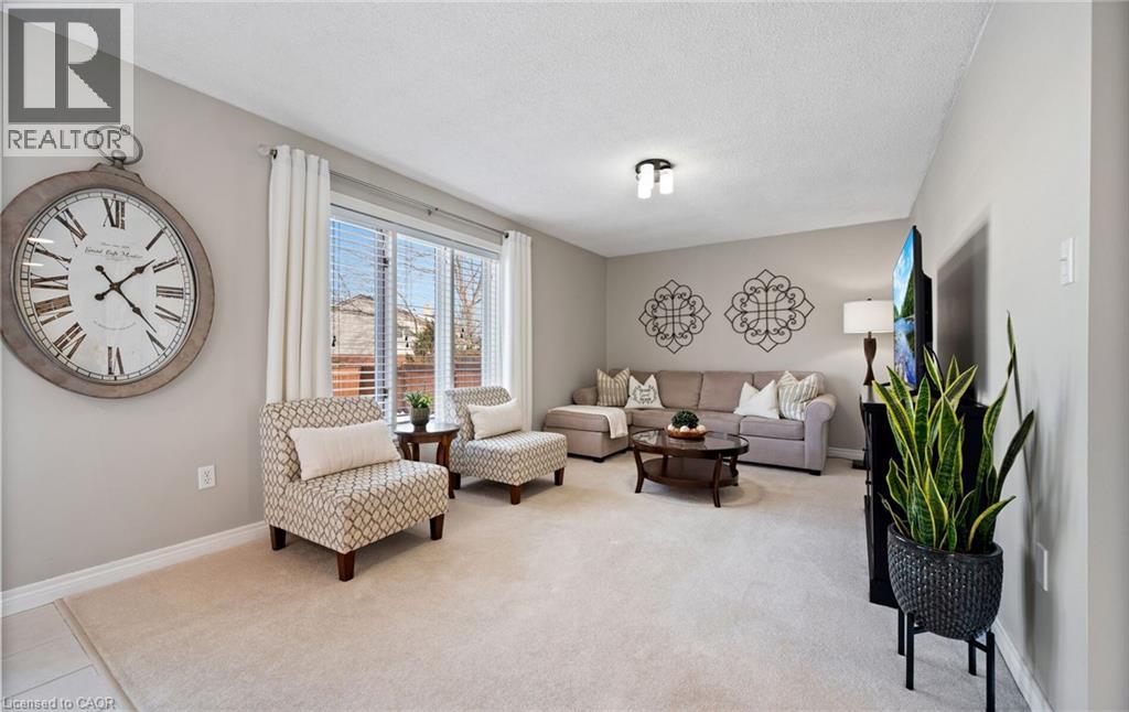 39 Colonial Crescent, Grimsby, Ontario  L3M 5H3 - Photo 7 - 40805467