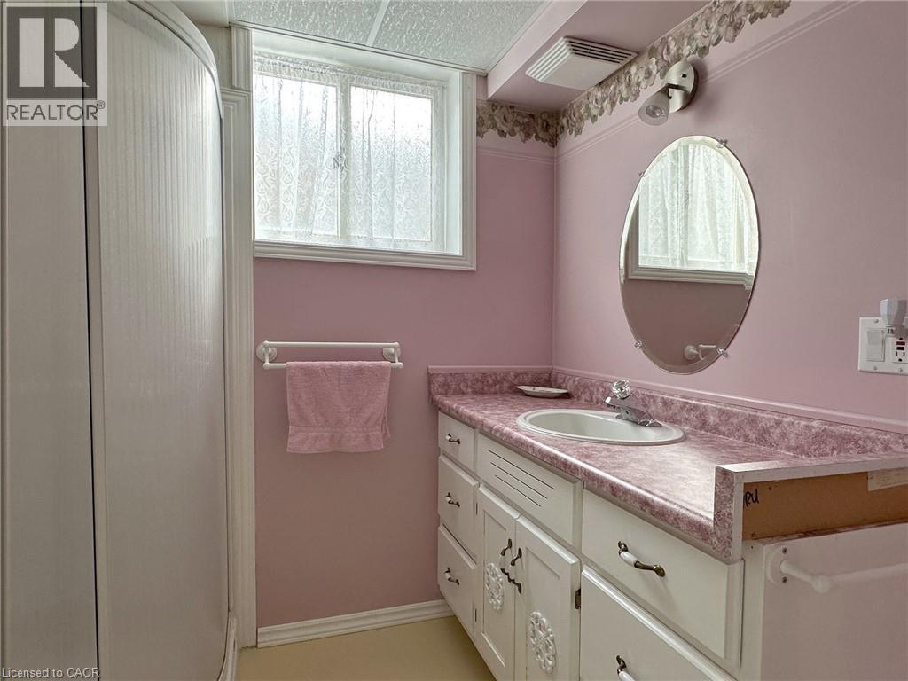 220 Regent Avenue, Port Dover, Ontario  N0A 1N0 - Photo 32 - 40804882