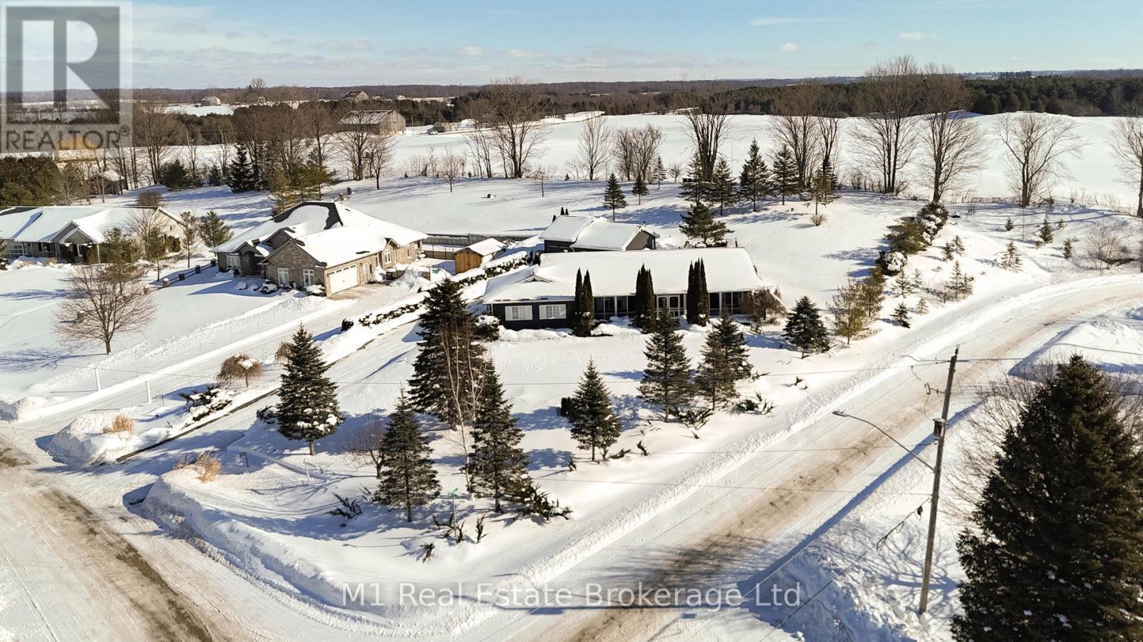 2 Joanne Crescent, Minto, Ontario  N0G 2L0 - Photo 42 - X12792202