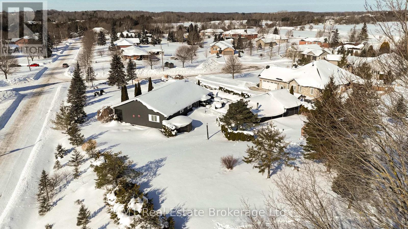 2 Joanne Crescent, Minto, Ontario  N0G 2L0 - Photo 45 - X12792202