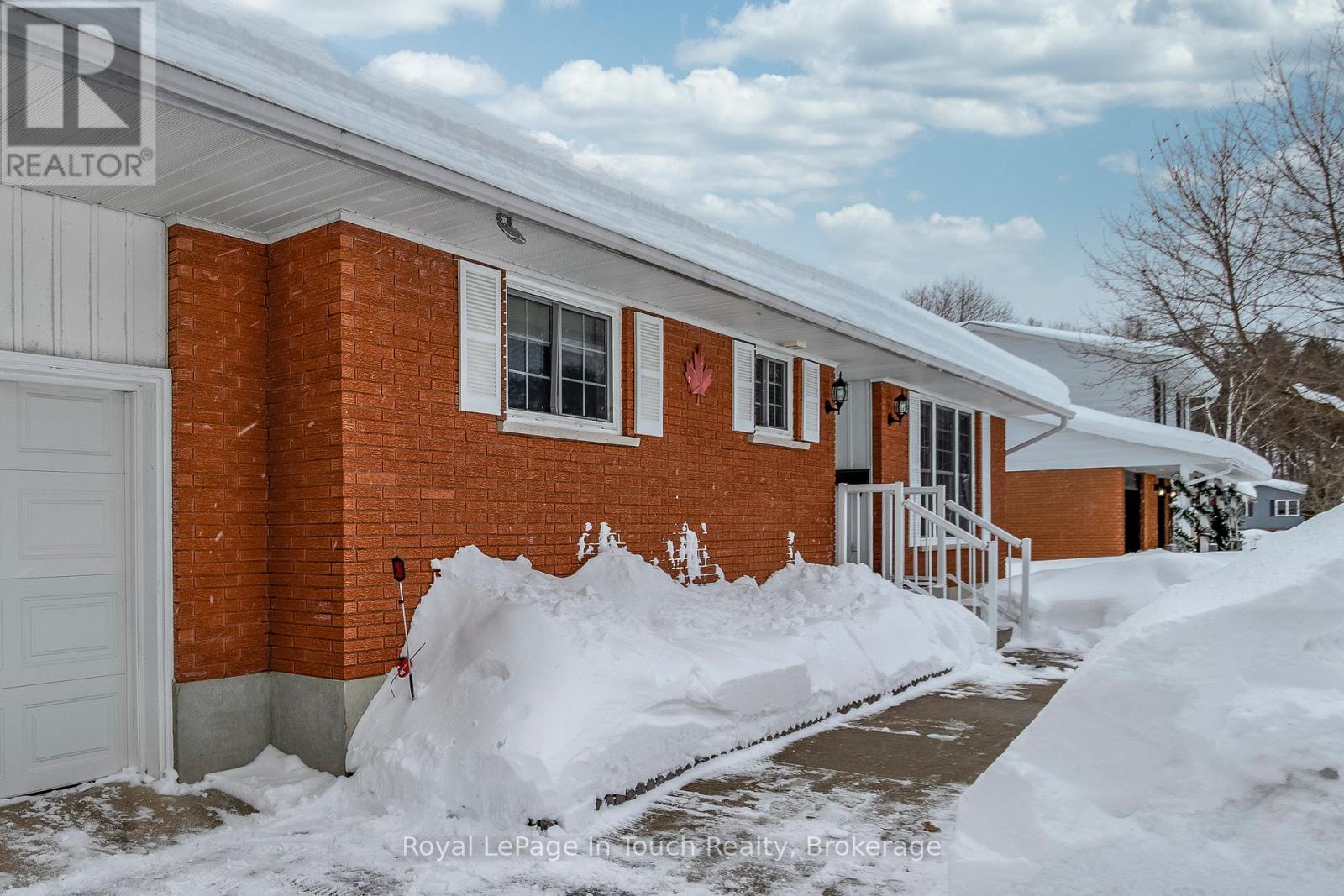 19 Maplegate Road, Tiny, Ontario  L0L 2T0 - Photo 2 - S12792752