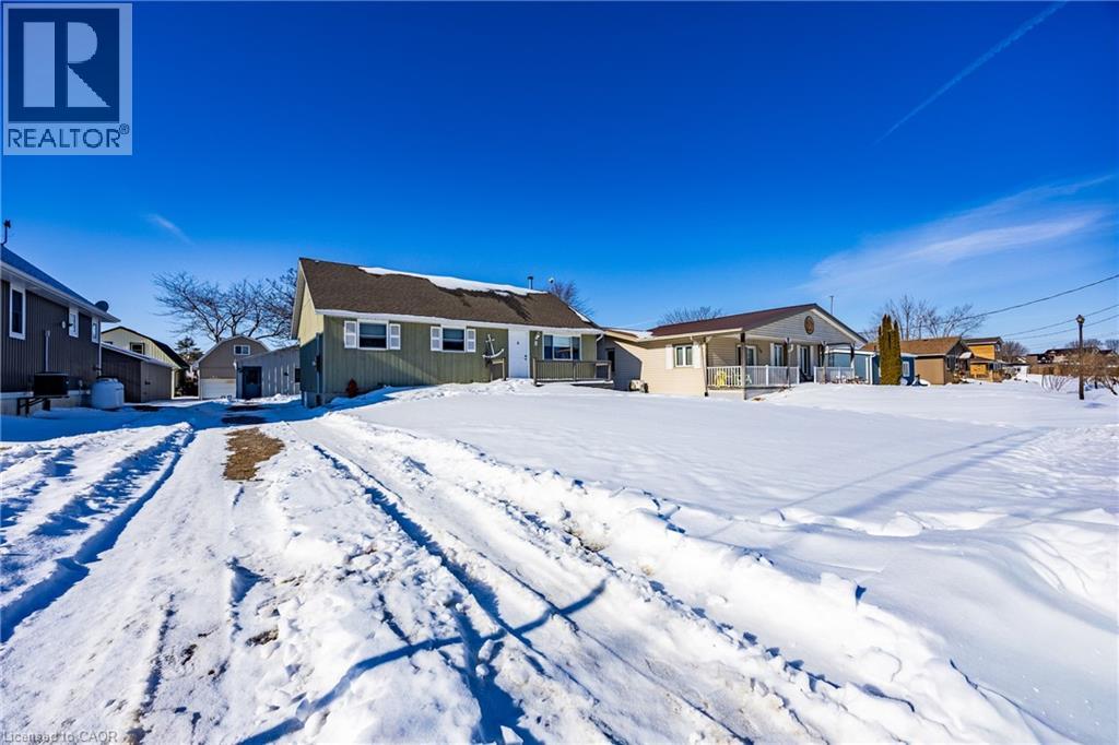 8 Pickerel Road, Long Point, Ontario  N0E 1M0 - Photo 2 - 40805551