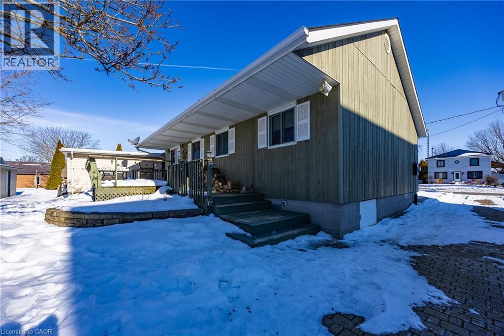 8 Pickerel Road, Long Point, Ontario  N0E 1M0 - Photo 22 - 40805551