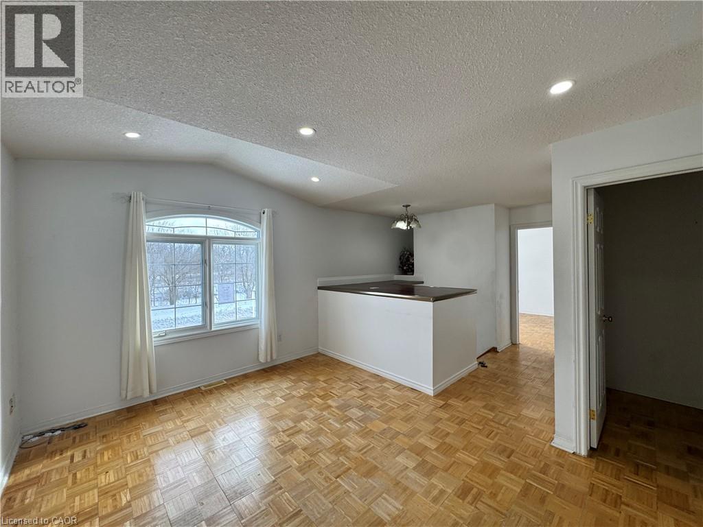 167 Forest Road, Brantford, Ontario  N3S 7L5 - Photo 5 - 40799628