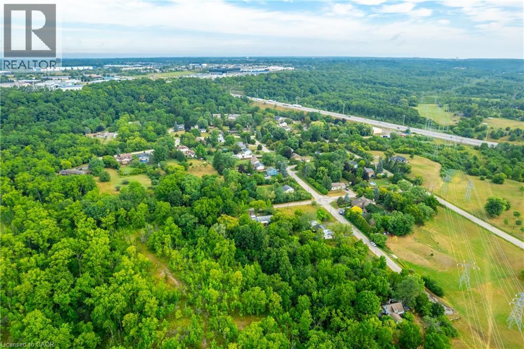 74 Best Avenue, Dundas, Ontario  L9H 5W1 - Photo 12 - 40805547