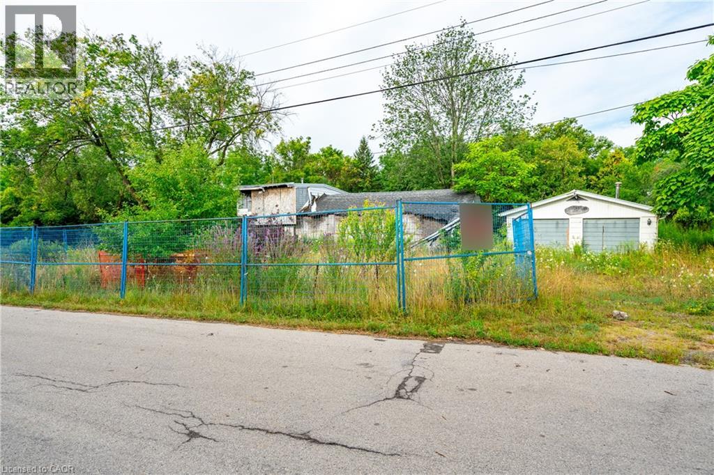 74 Best Avenue, Dundas, Ontario  L9H 5W1 - Photo 2 - 40805547