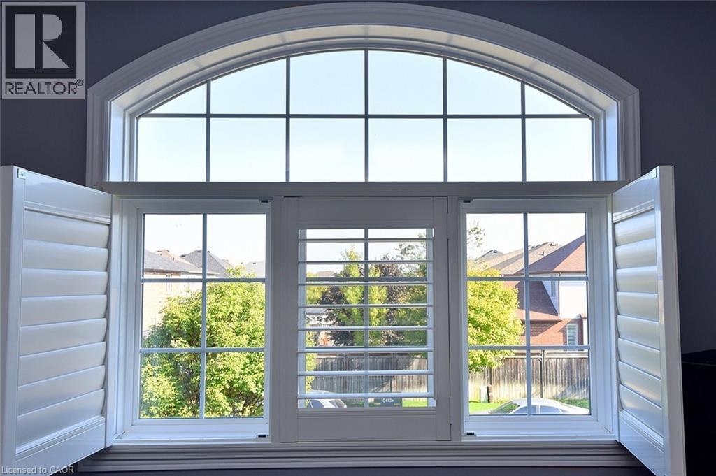 12 Degrow Crescent, Binbrook, Ontario  L0R 1C0 - Photo 36 - 40805512