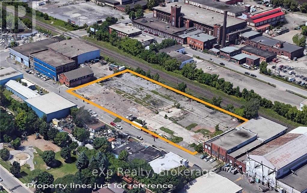 135 PRINCESS STREET, Hamilton, Ontario