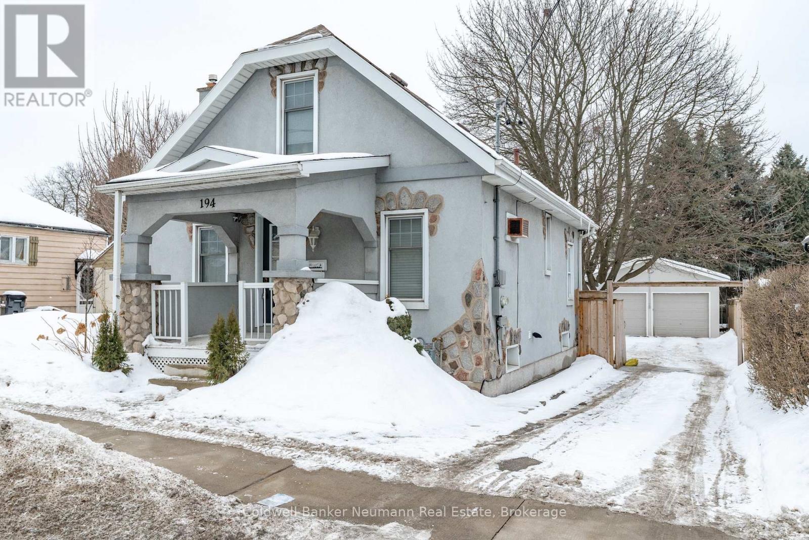 194 DUNDAS STREET N, Cambridge, Ontario