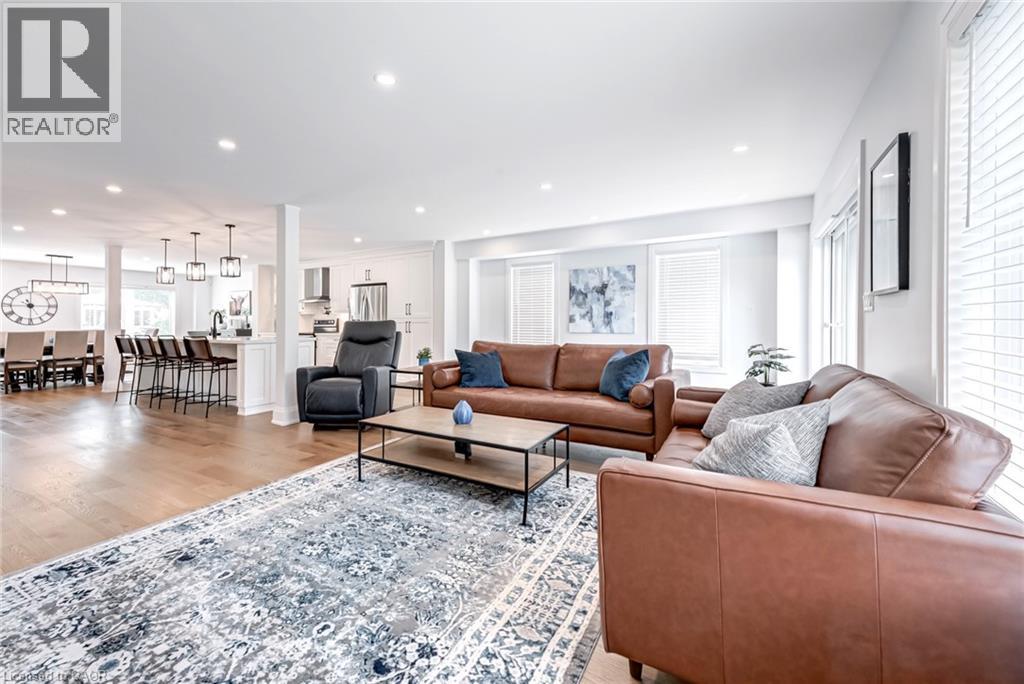 5199 Broughton Crescent, Burlington, Ontario  L7L 3C1 - Photo 10 - 40805704