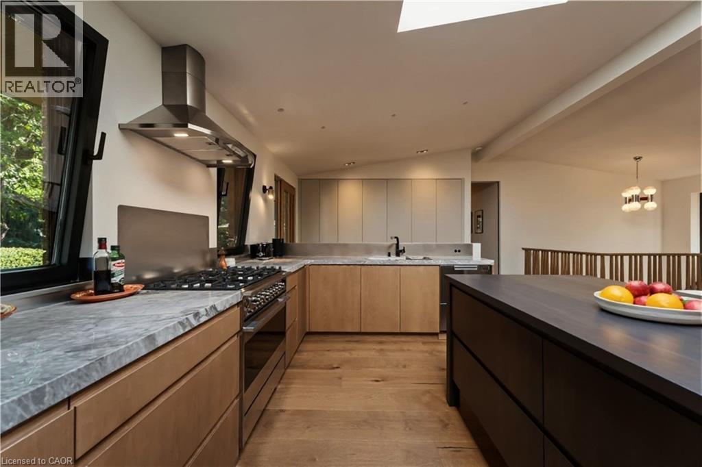 154 Middletown Road, Dundas, Ontario  L9H 5E1 - Photo 10 - 40805584