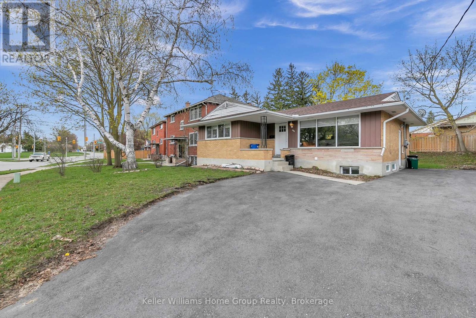 496 Manchester Road, Kitchener, Ontario  N2B 1A6 - Photo 9 - X12795728