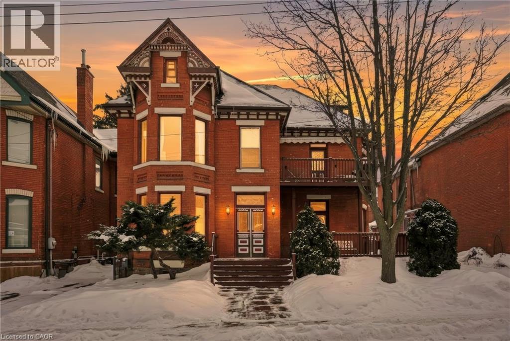 27 ONTARIO Avenue, Hamilton, Ontario