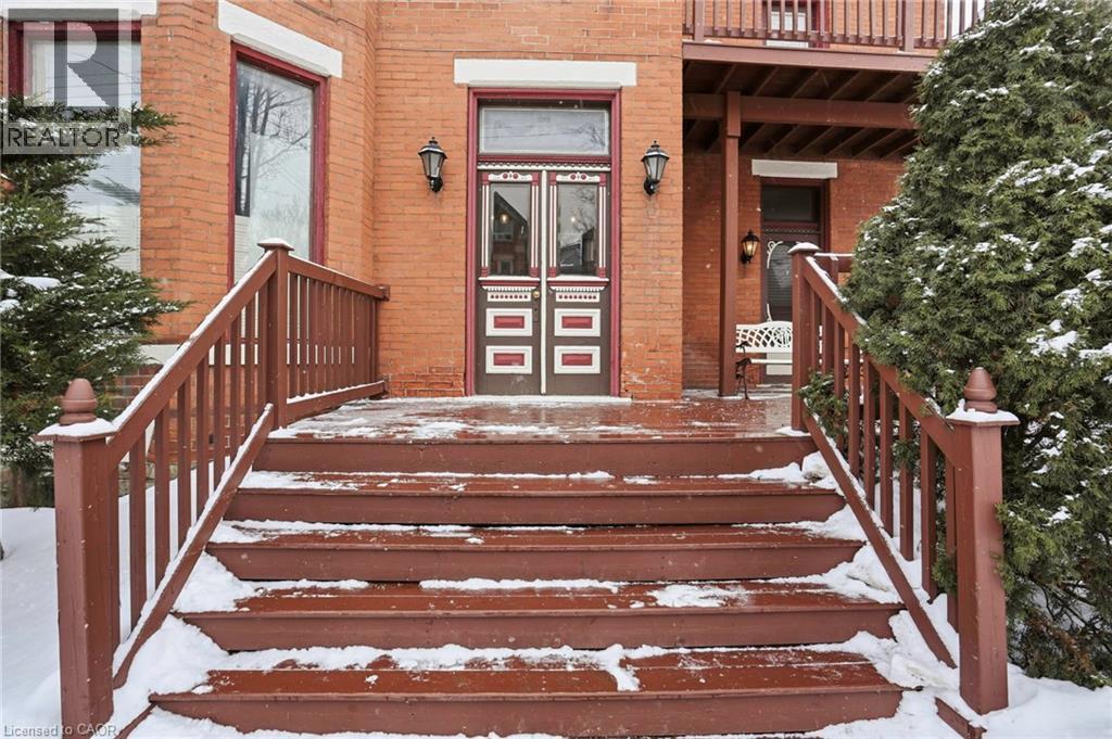 27 Ontario Avenue, Hamilton, Ontario  L8N 2X1 - Photo 3 - 40800133