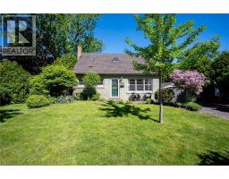 2067 MAPLEWOOD Drive, Burlington, Ontario