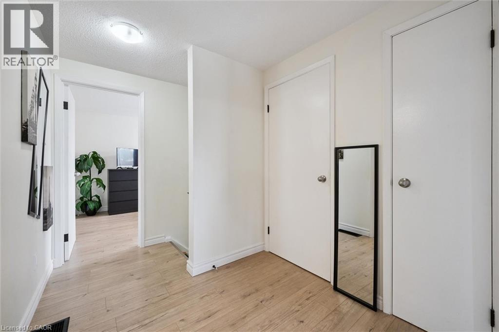 120 Country Club Drive Unit# 9, Guelph, Ontario  N1E 3K7 - Photo 21 - 40805882