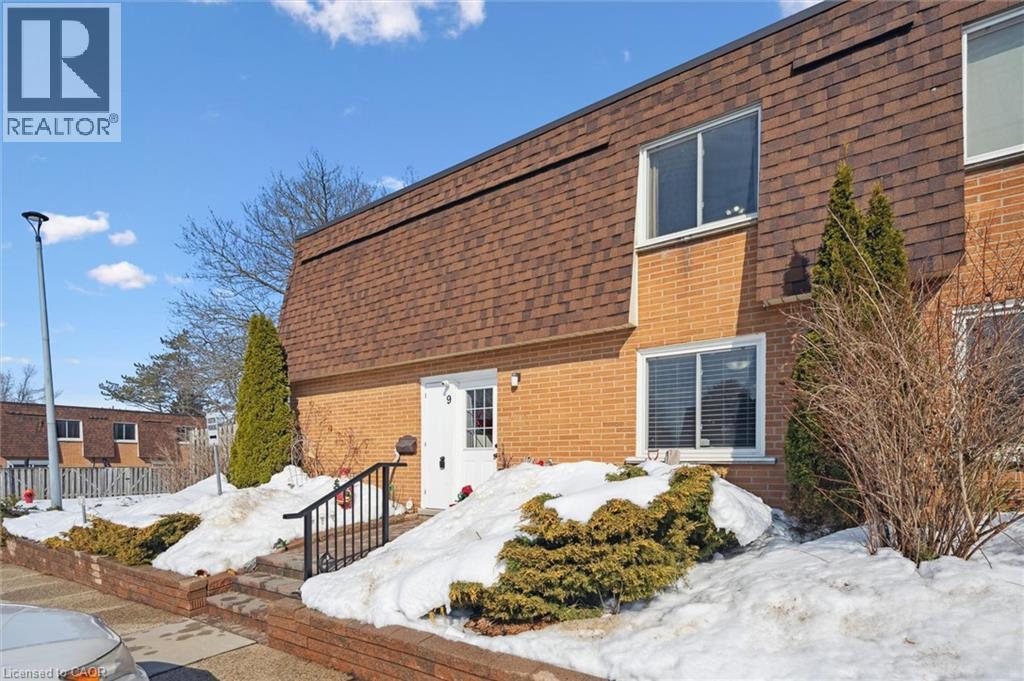 120 Country Club Drive Unit# 9, Guelph, Ontario  N1E 3K7 - Photo 3 - 40805882