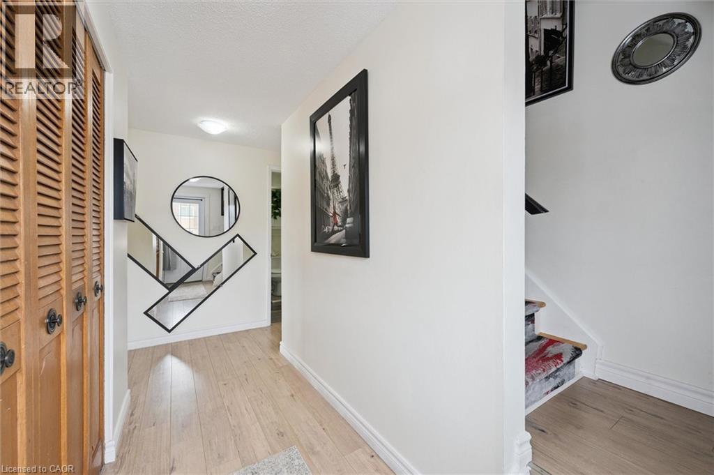 120 Country Club Drive Unit# 9, Guelph, Ontario  N1E 3K7 - Photo 6 - 40805882