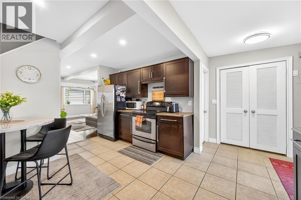 9 Bayside Avenue, Hamilton, Ontario  L8H 7B3 - Photo 11 - 40805910