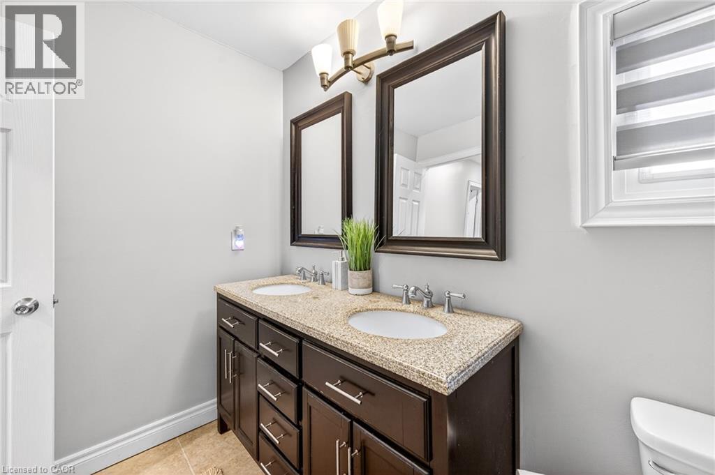 9 Bayside Avenue, Hamilton, Ontario  L8H 7B3 - Photo 20 - 40805910