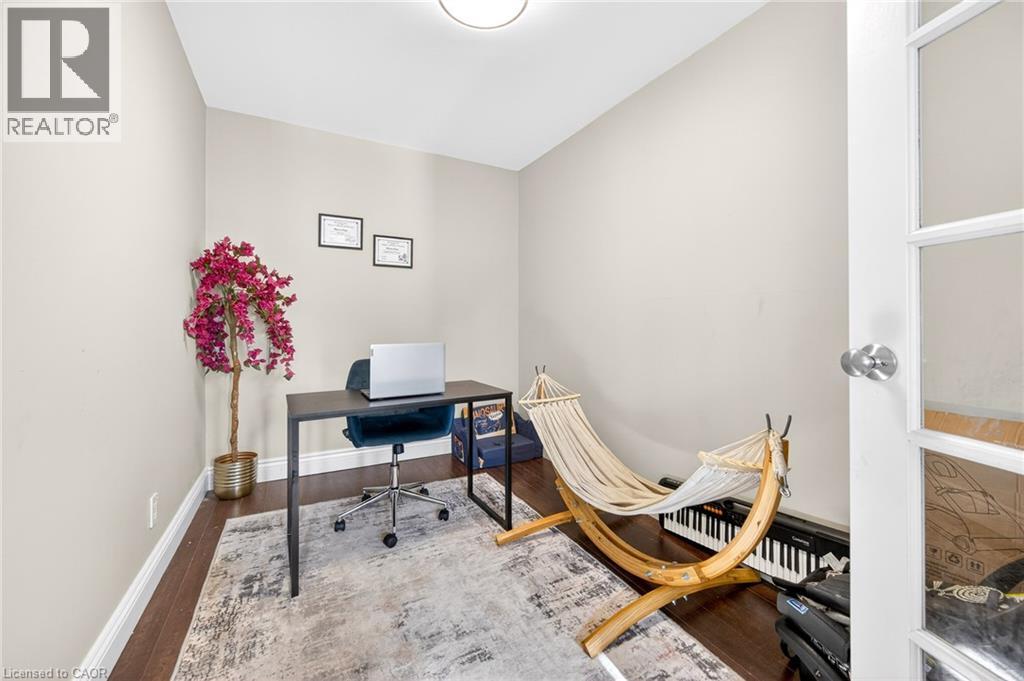 9 Bayside Avenue, Hamilton, Ontario  L8H 7B3 - Photo 26 - 40805910