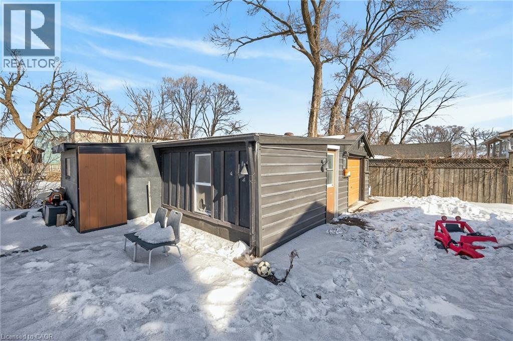 9 Bayside Avenue, Hamilton, Ontario  L8H 7B3 - Photo 31 - 40805910