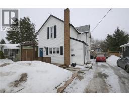 229 GUELPH Avenue Unit# B, Cambridge, Ontario