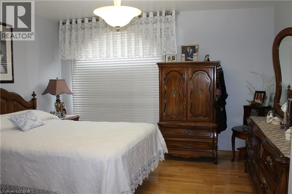 2328 King Street E, Hamilton, Ontario  L8K 1X4 - Photo 33 - 40806022