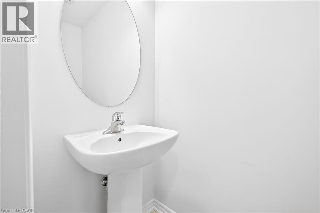 33 Admiral Road, Welland, Ontario  L3B 0H4 - Photo 37 - 40806063