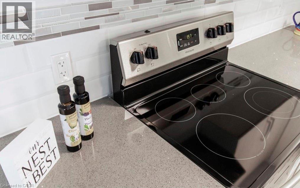 6287 O'neil Street Unit# 4, Niagara Falls, Ontario  L2J 1M6 - Photo 3 - 40805341