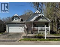 996 BEACH Boulevard, Hamilton, Ontario