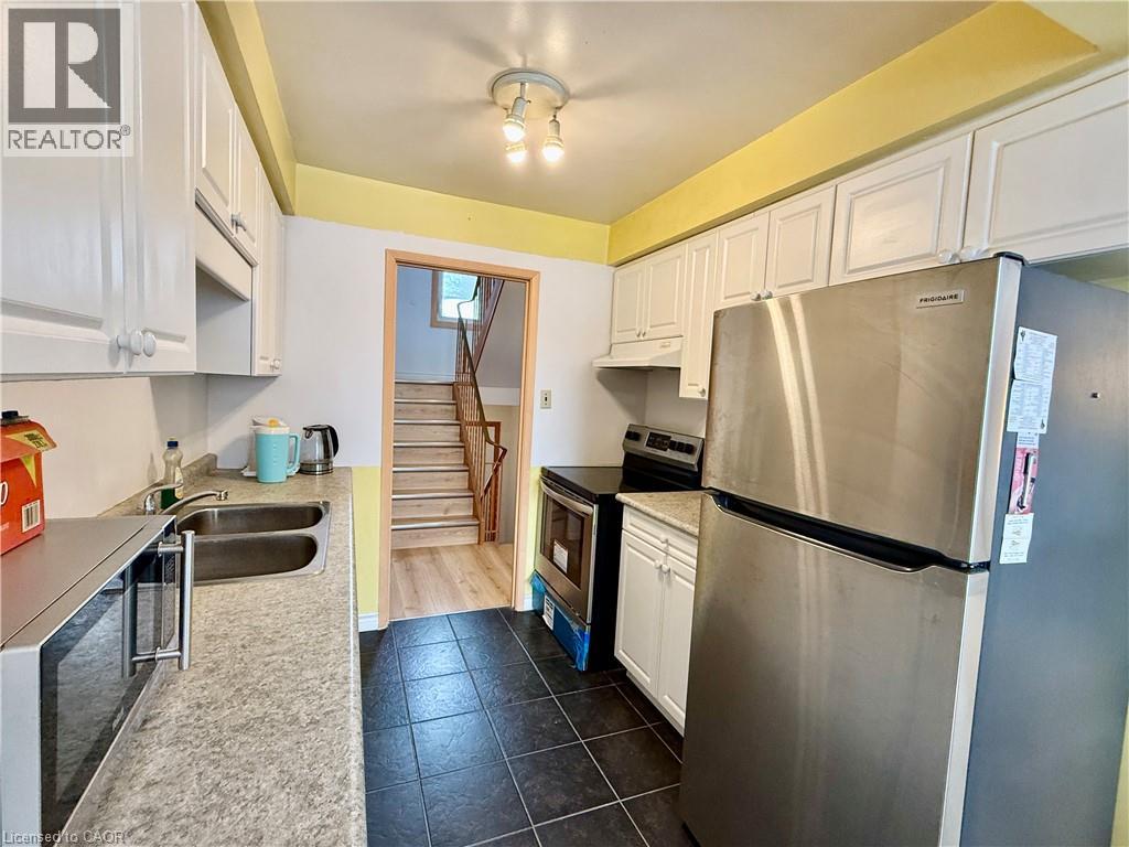 427 Keats Way Unit# 2, Waterloo, Ontario  N2L 5S7 - Photo 11 - 40806165