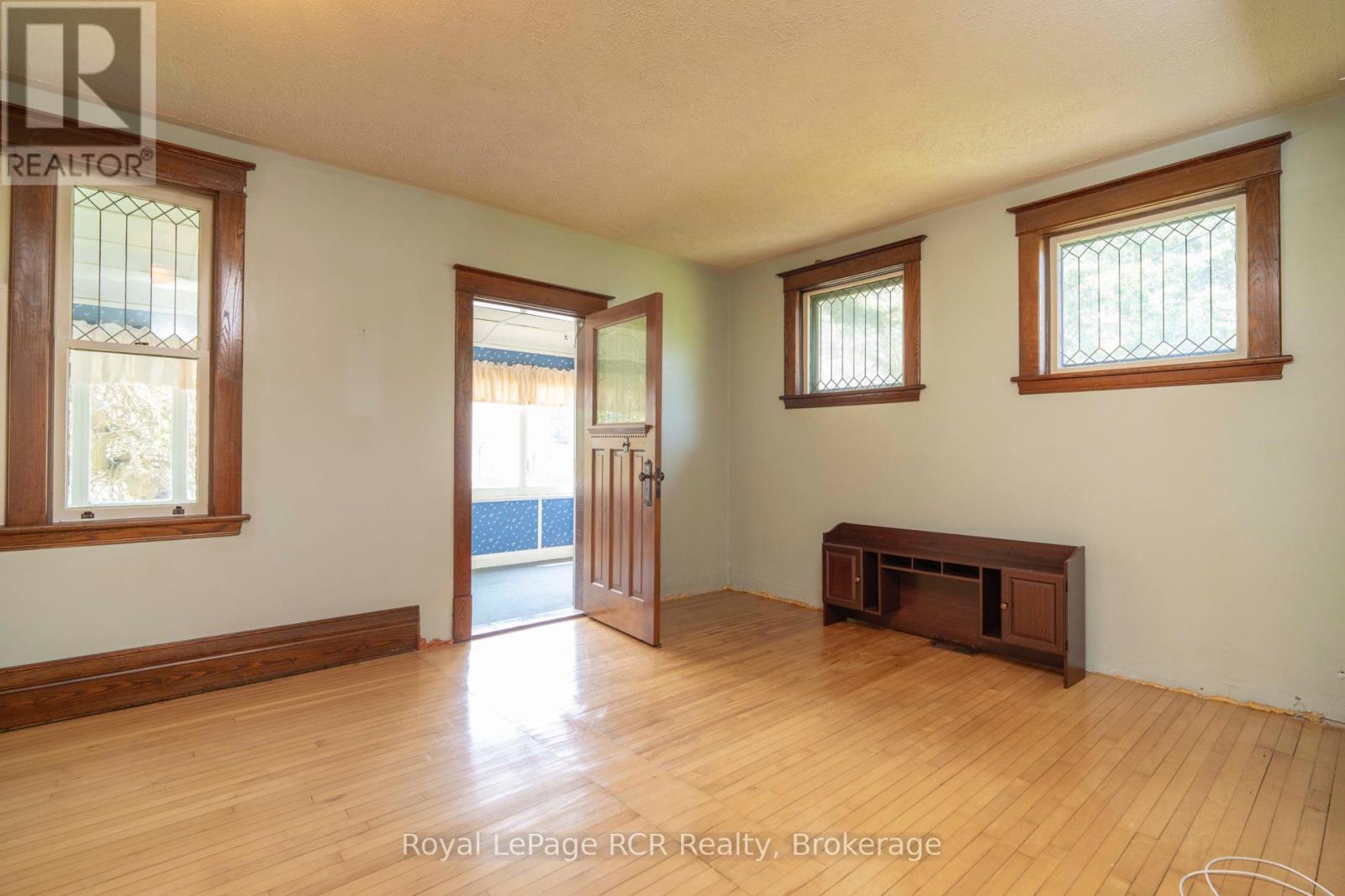 429 Havelock Street, Huron-Kinloss, Ontario  N0G 2H0 - Photo 14 - X12802858