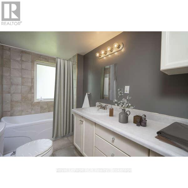 429 Havelock Street, Huron-Kinloss, Ontario  N0G 2H0 - Photo 18 - X12802858