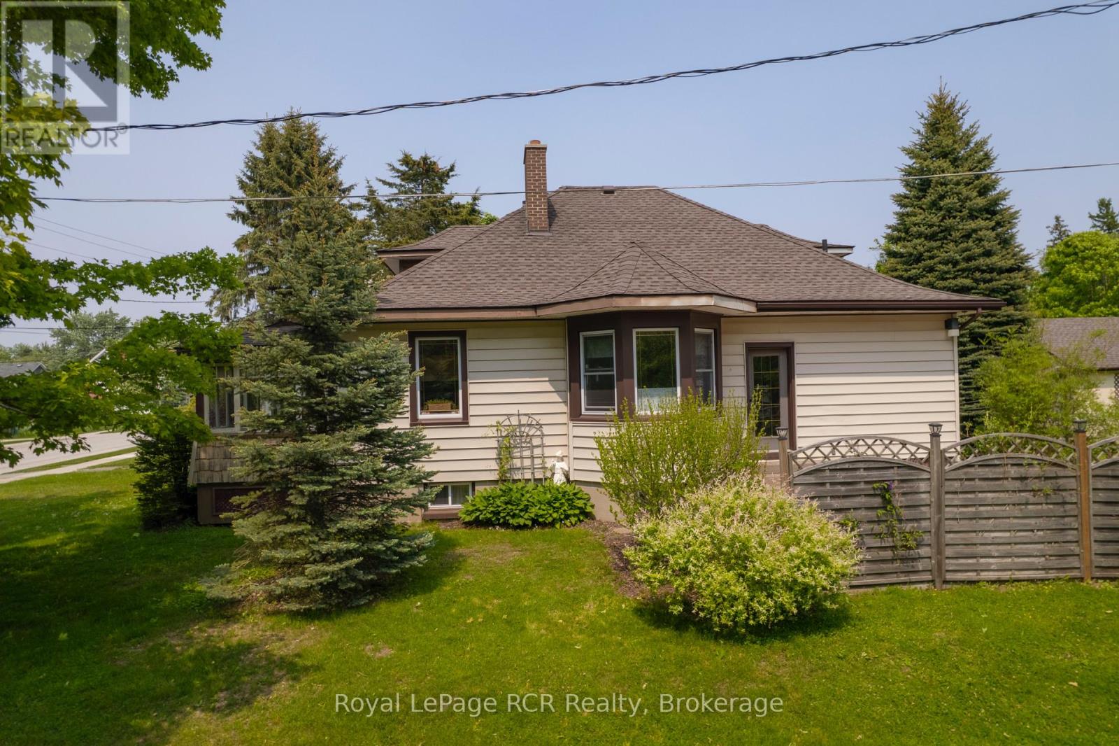 429 Havelock Street, Huron-Kinloss, Ontario  N0G 2H0 - Photo 3 - X12802858