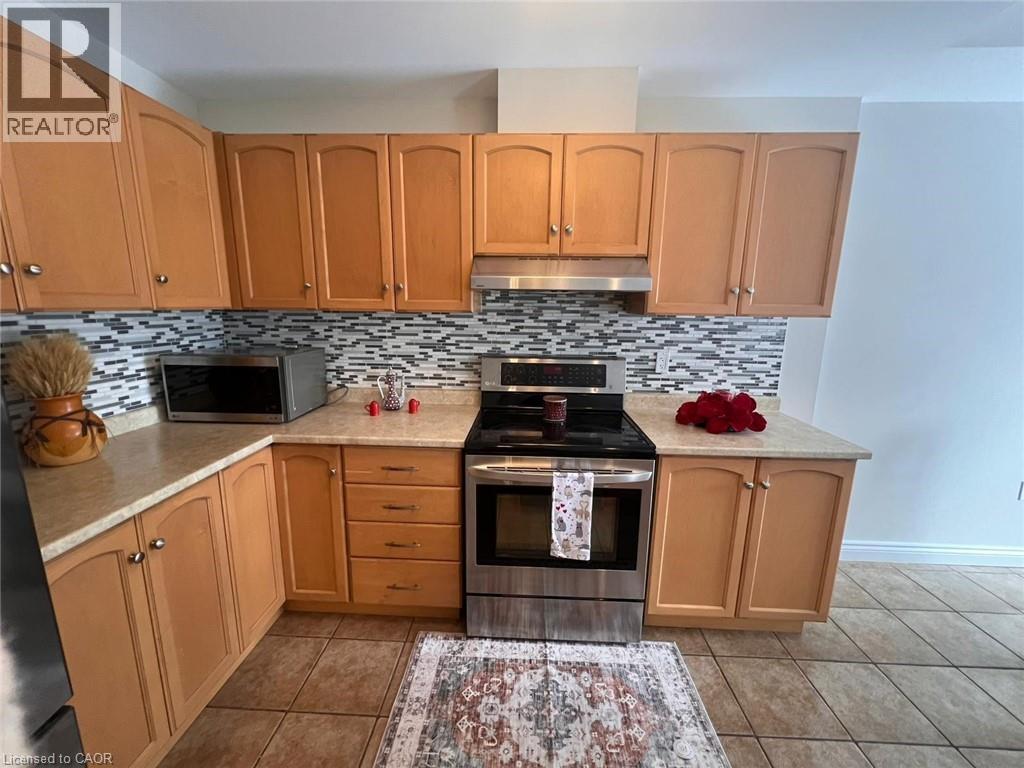 22 Liddycoat Lane, Ancaster, Ontario  L9G 0A7 - Photo 3 - 40806121