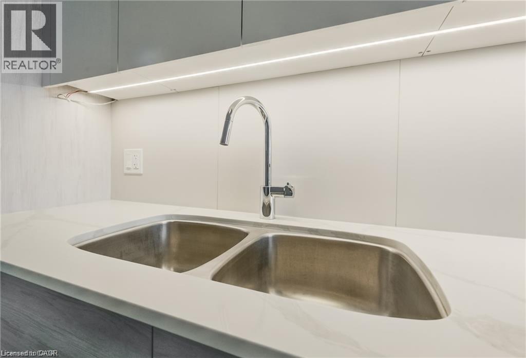 60 Frederick Street Unit# 1008, Kitchener, Ontario  N2H 0C7 - Photo 4 - 40806358