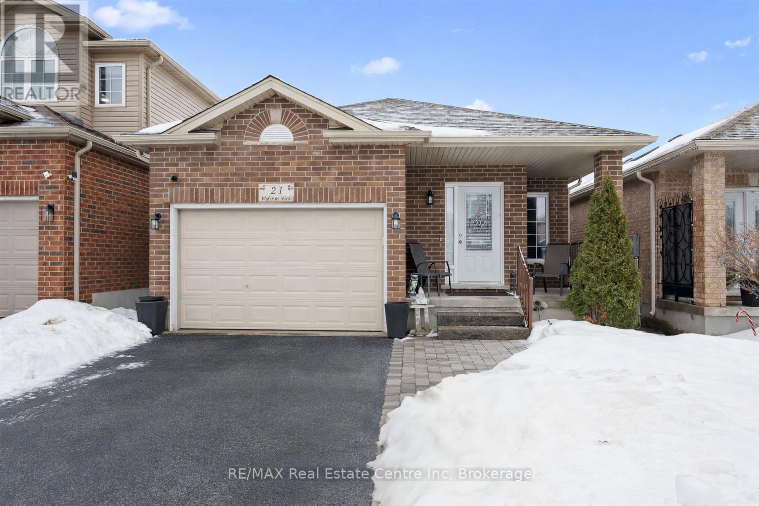 21 WIDEMAN BOULEVARD, Guelph, Ontario
