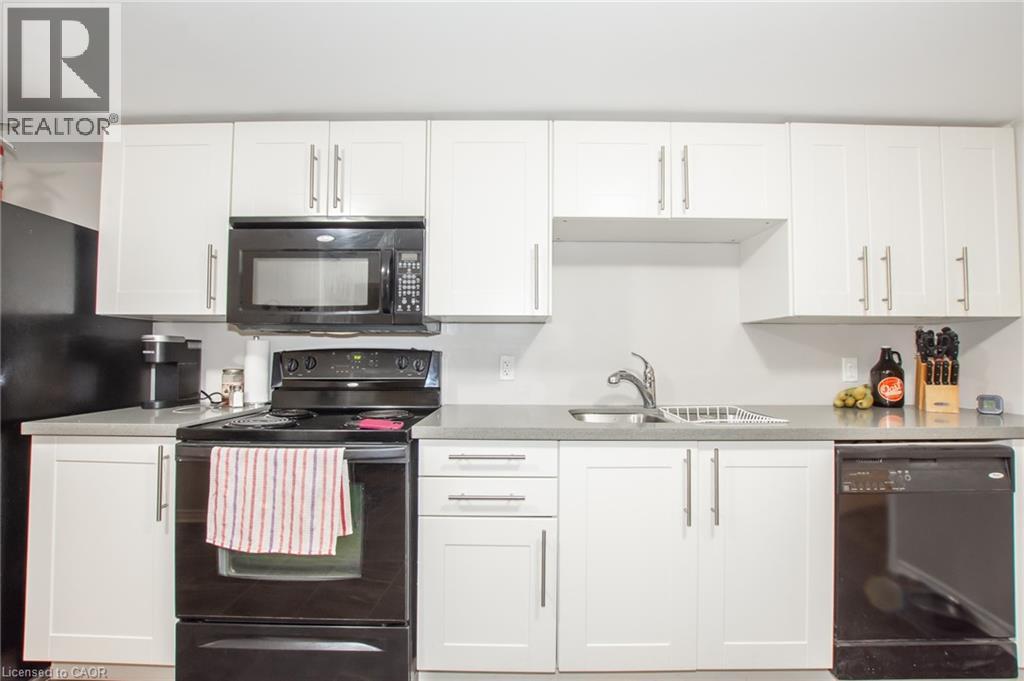 4 Hudson Drive, St. Catharines, Ontario  L2M 2J3 - Photo 17 - 40802532