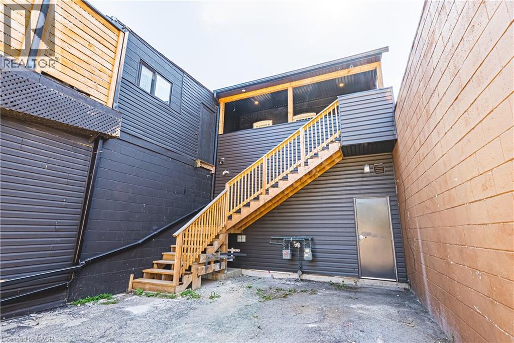 1127 Main Street E, Hamilton, Ontario  L8M 1P2 - Photo 26 - 40806489